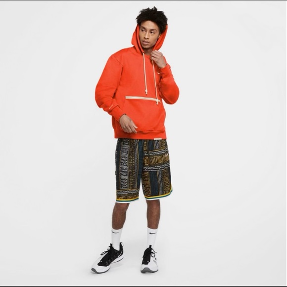 NWOT Nike Men's Standard Issue Hoodie Orange - Picture 2 of 3